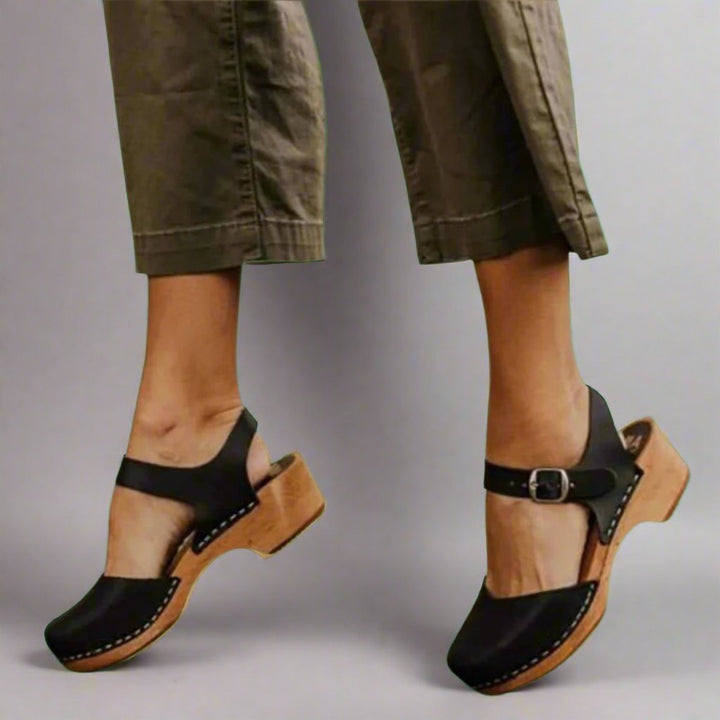 Bettany | Women&