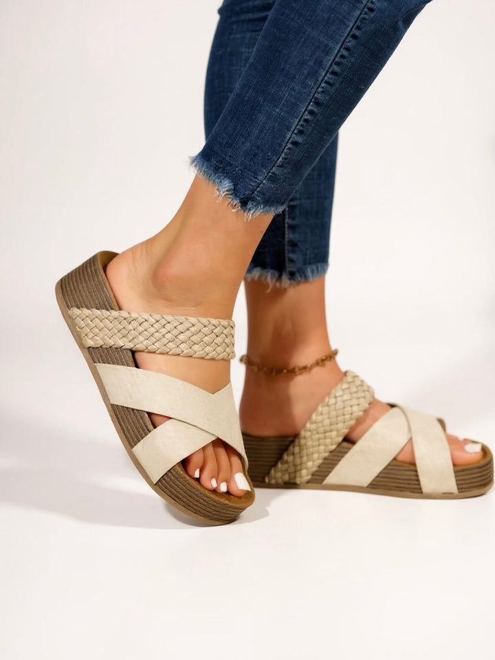 Briony | Women&