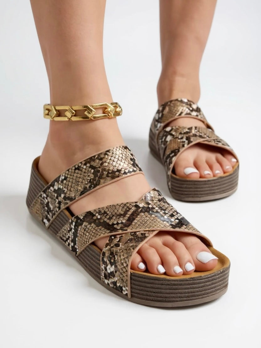 Briony | Women&