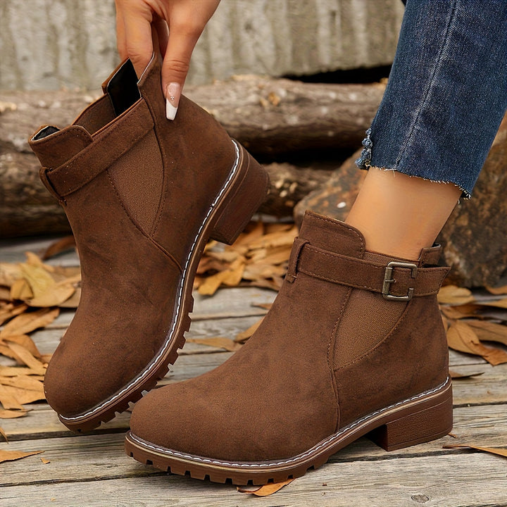 Britta | Women&