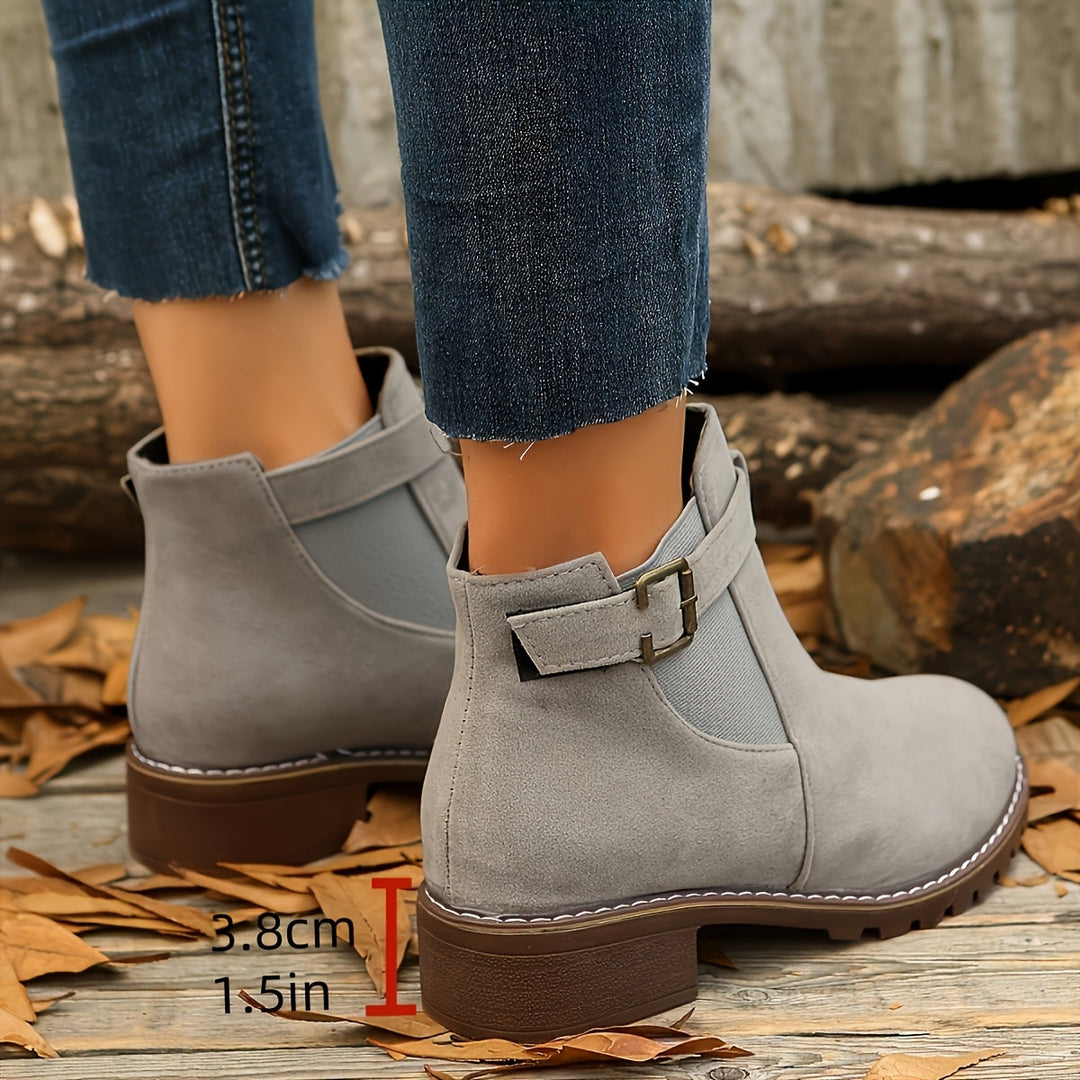Britta | Women&
