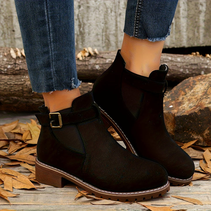 Britta | Women&