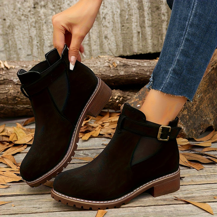 Britta | Women&