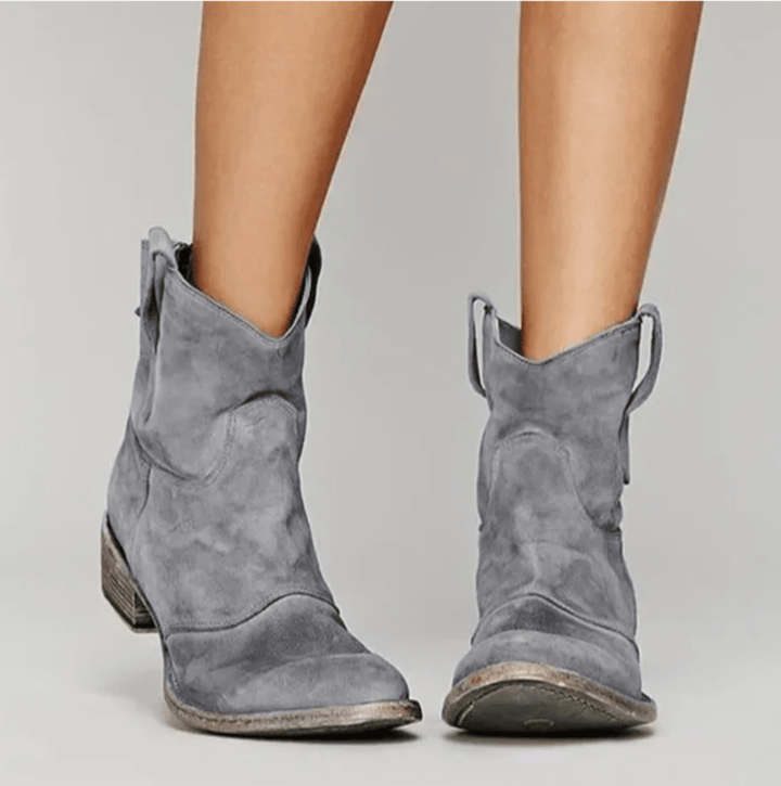 Britta | Women&