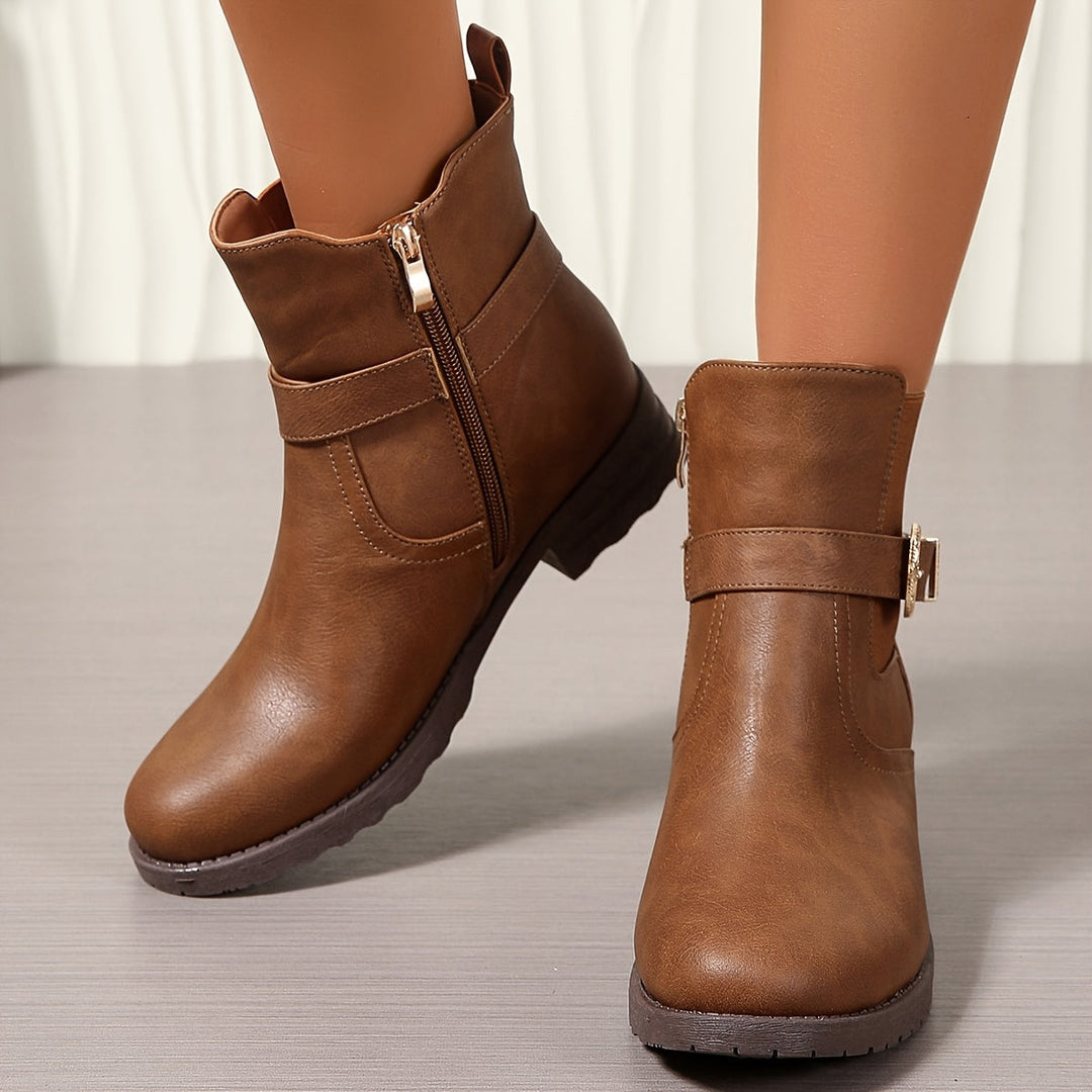 Britta | Women&