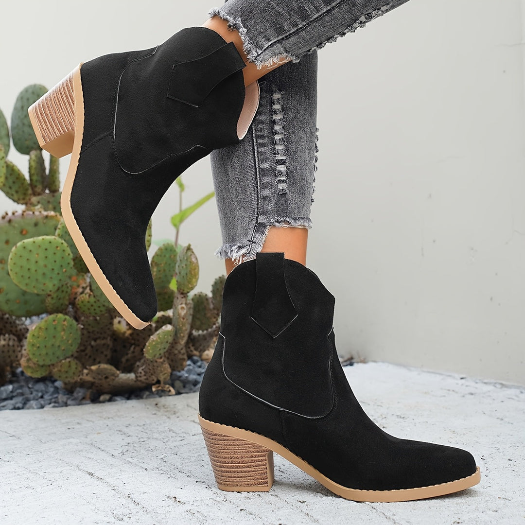 Britta | Women&