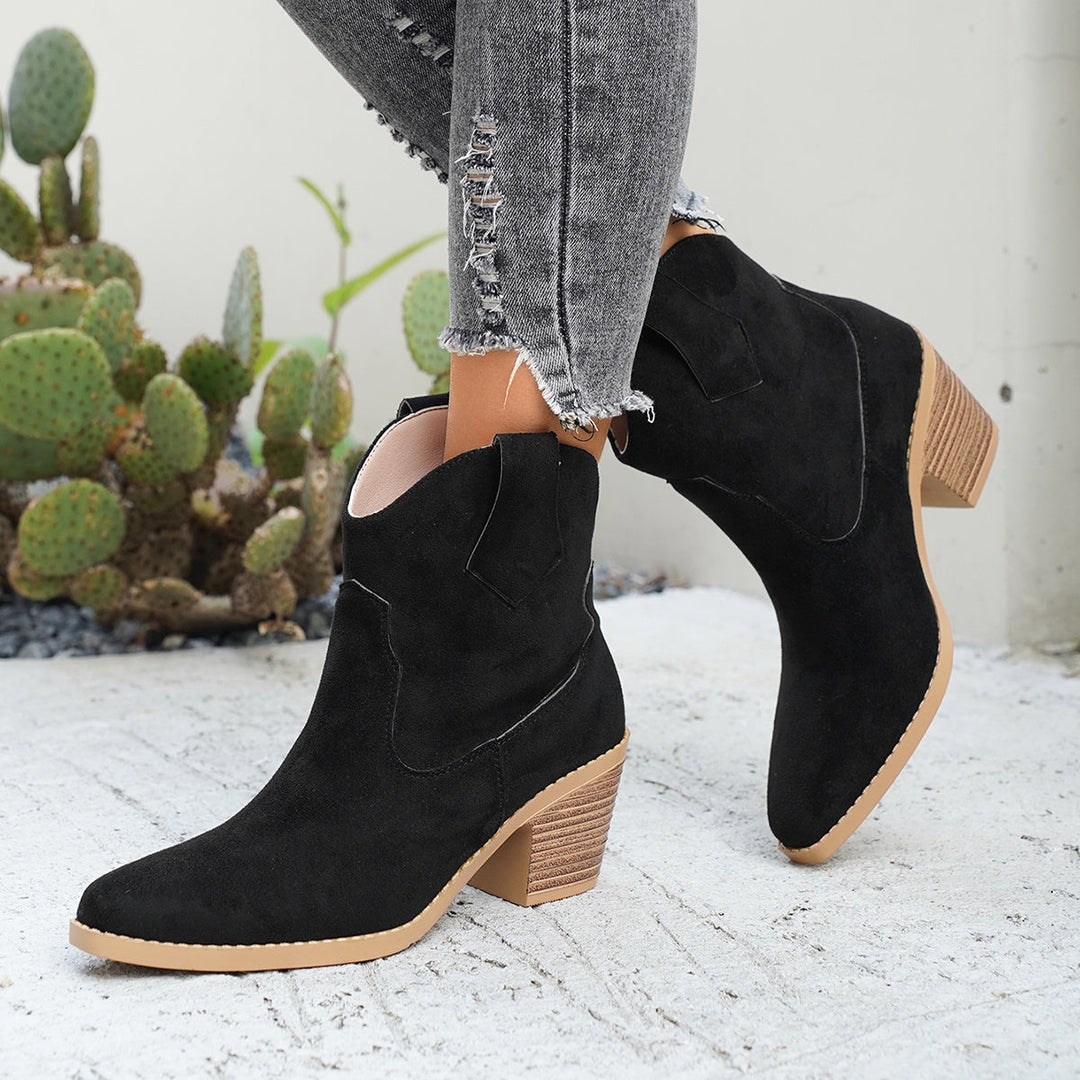 Britta | Women&