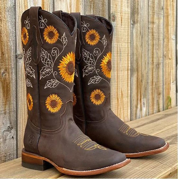 Calvernia | Women&