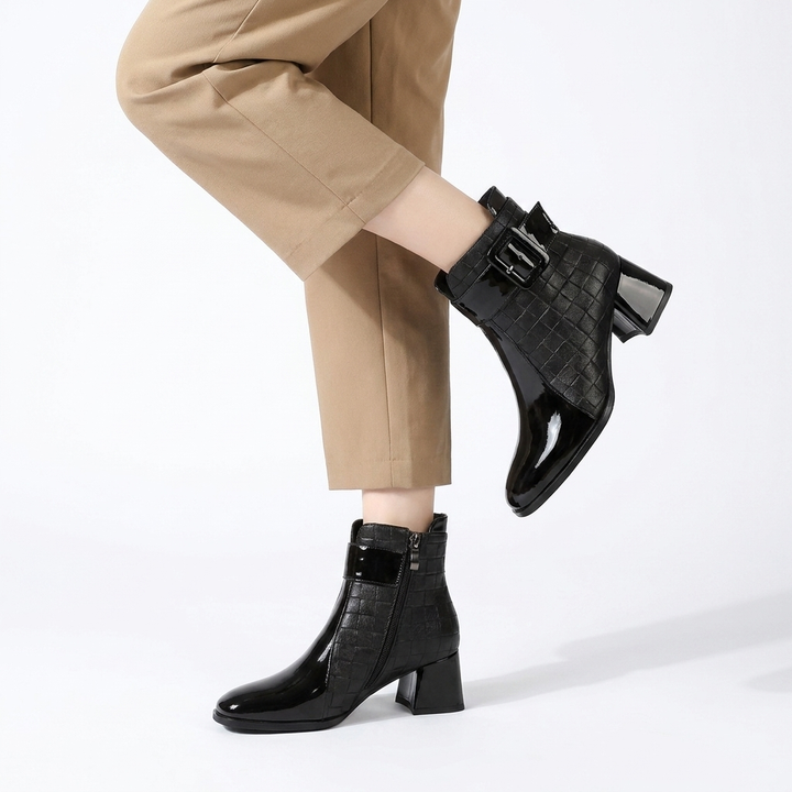 Calveth | Women&