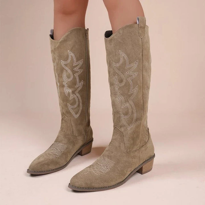 Calveth | Women&