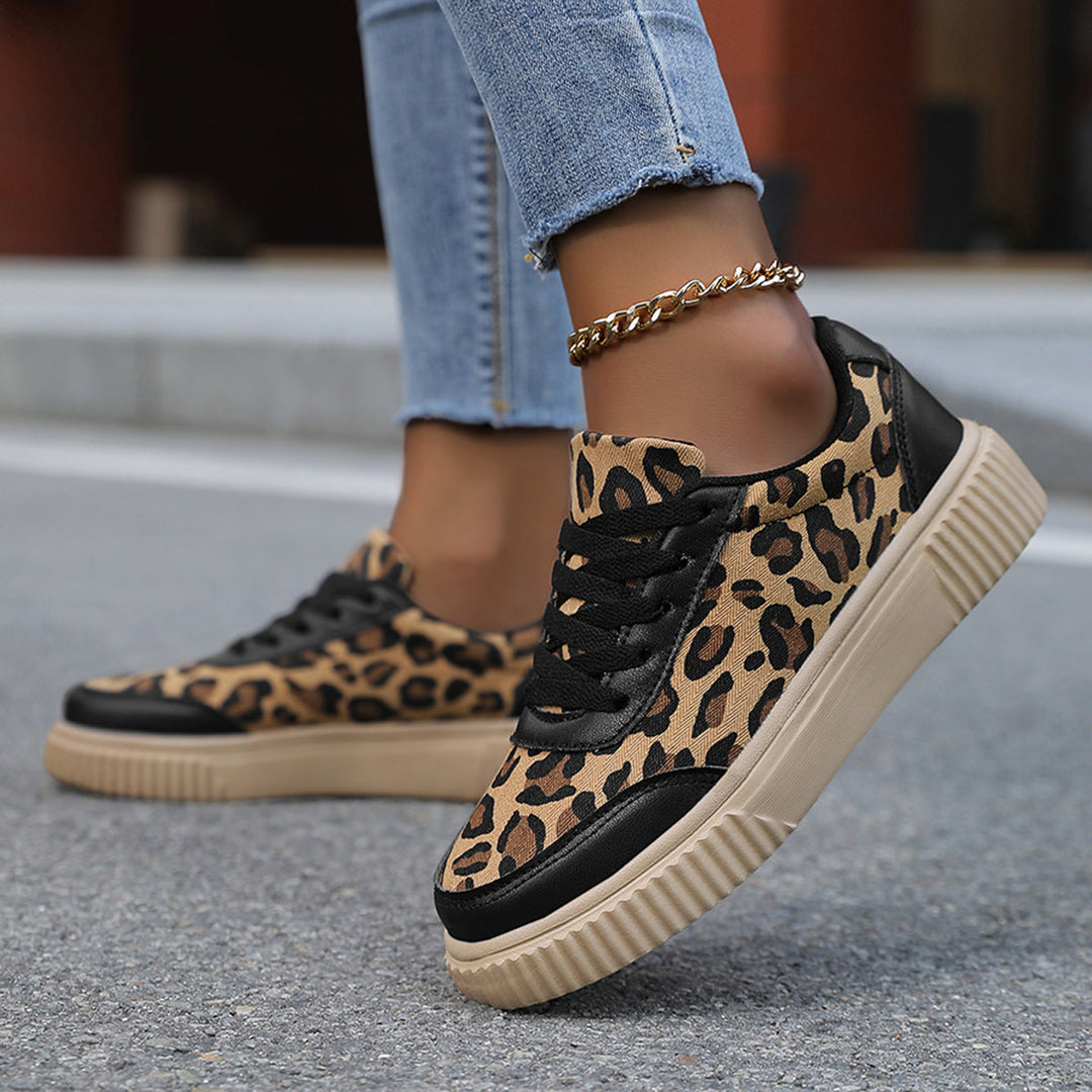 Calveth | Women&