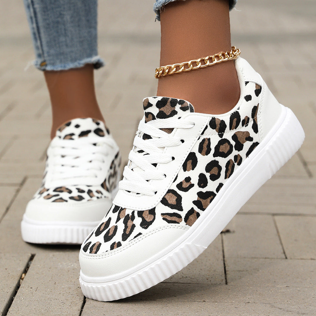 Calveth | Women&