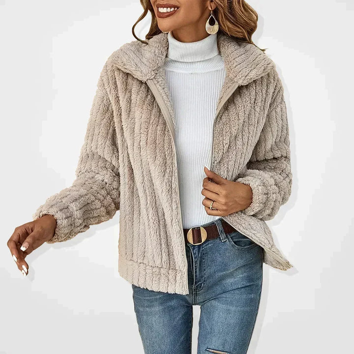 Cassandra | Women&