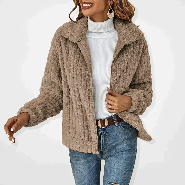 Cassandra | Women&