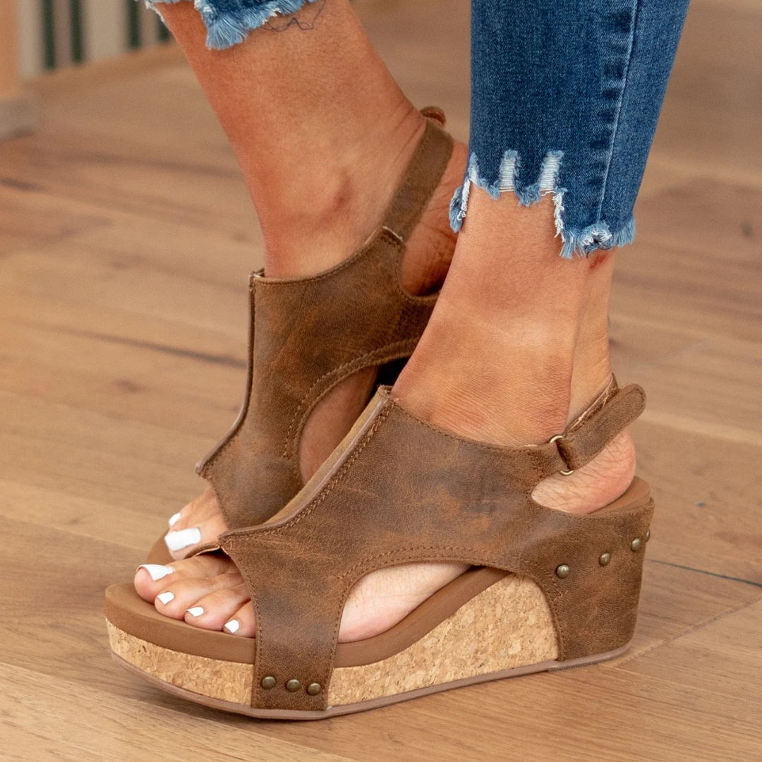 Celina | Women&