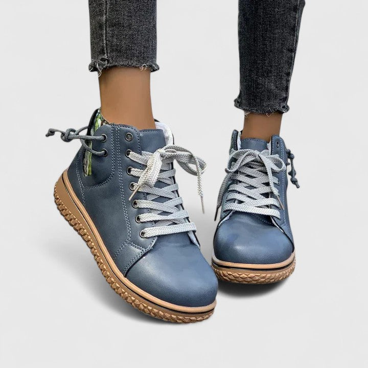Clarissa | Women&