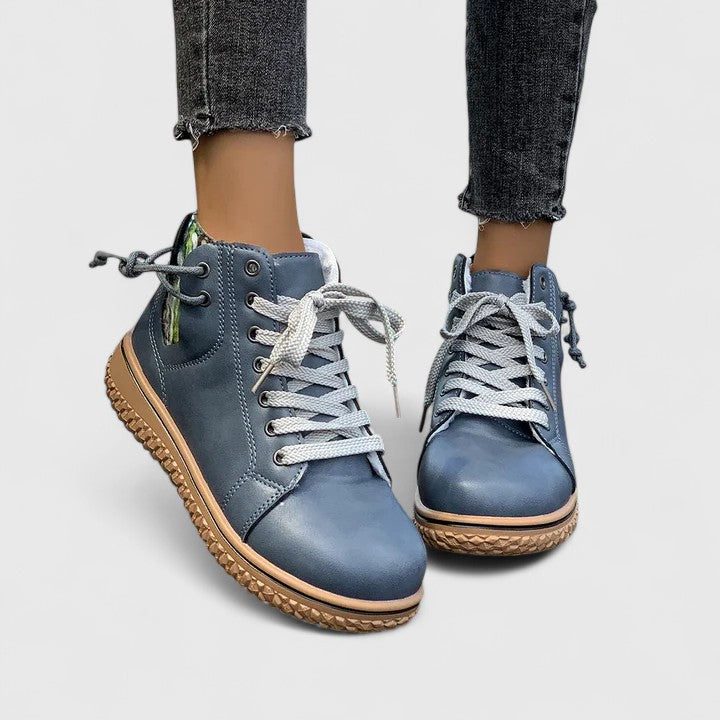 Clarissa | Women&