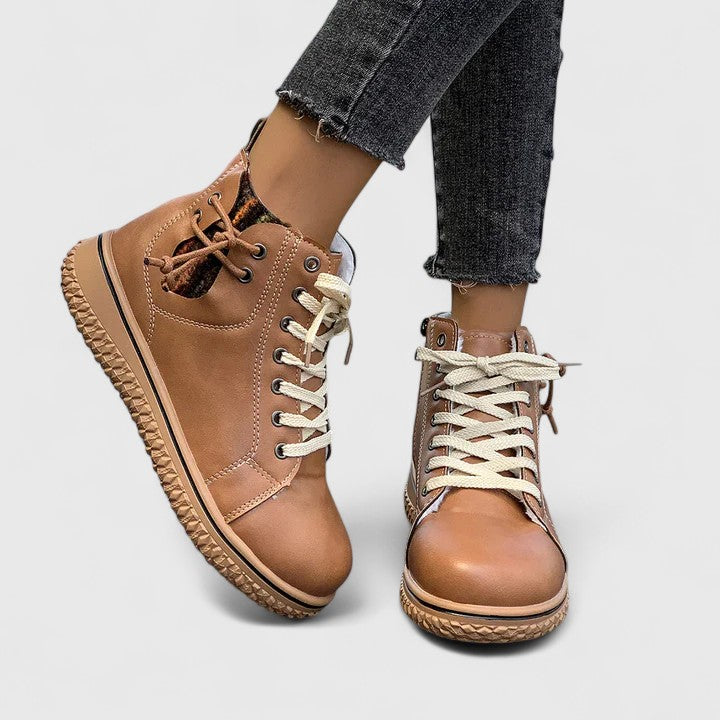 Clarissa | Women&