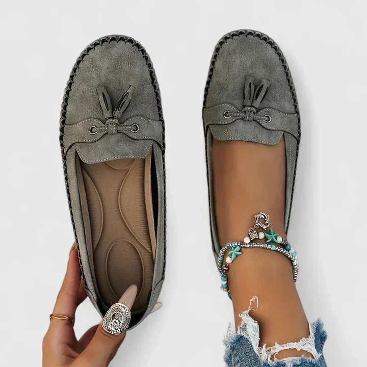 Evelynne | Women's Bow Tassel Loafer Flats - Image 1