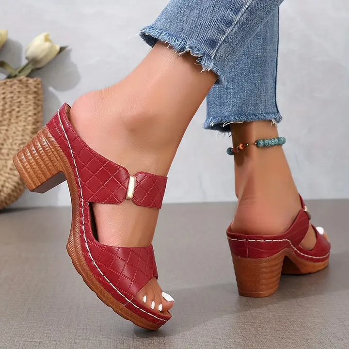 Isabeau | Women&