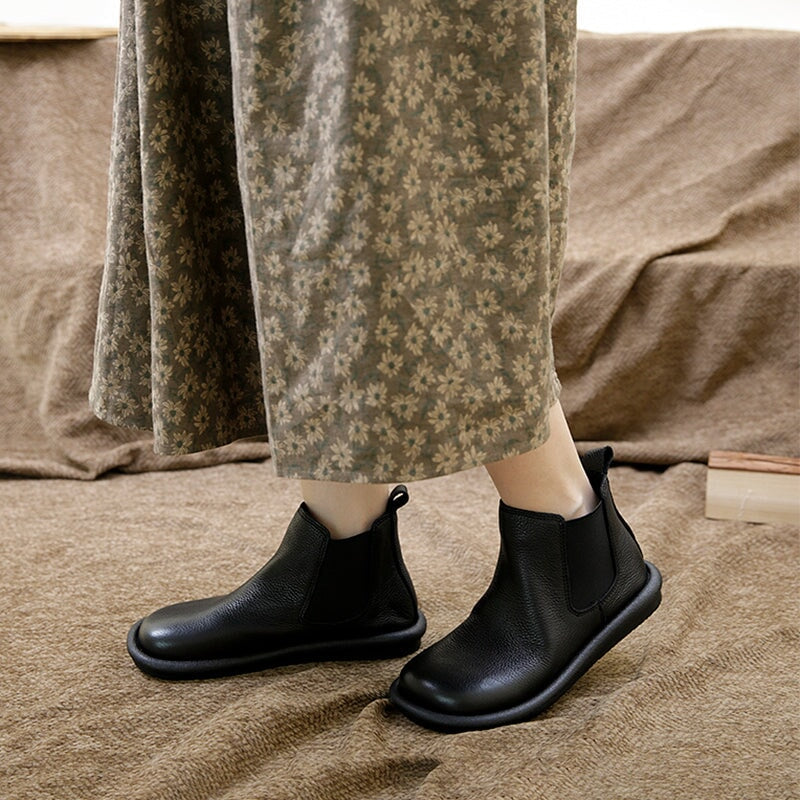 Junaia | Women's Black Chelsea Ankle Boots - Image 1