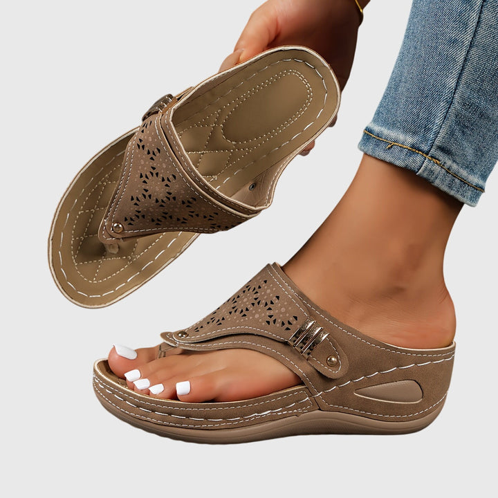 Nadia | Women&
