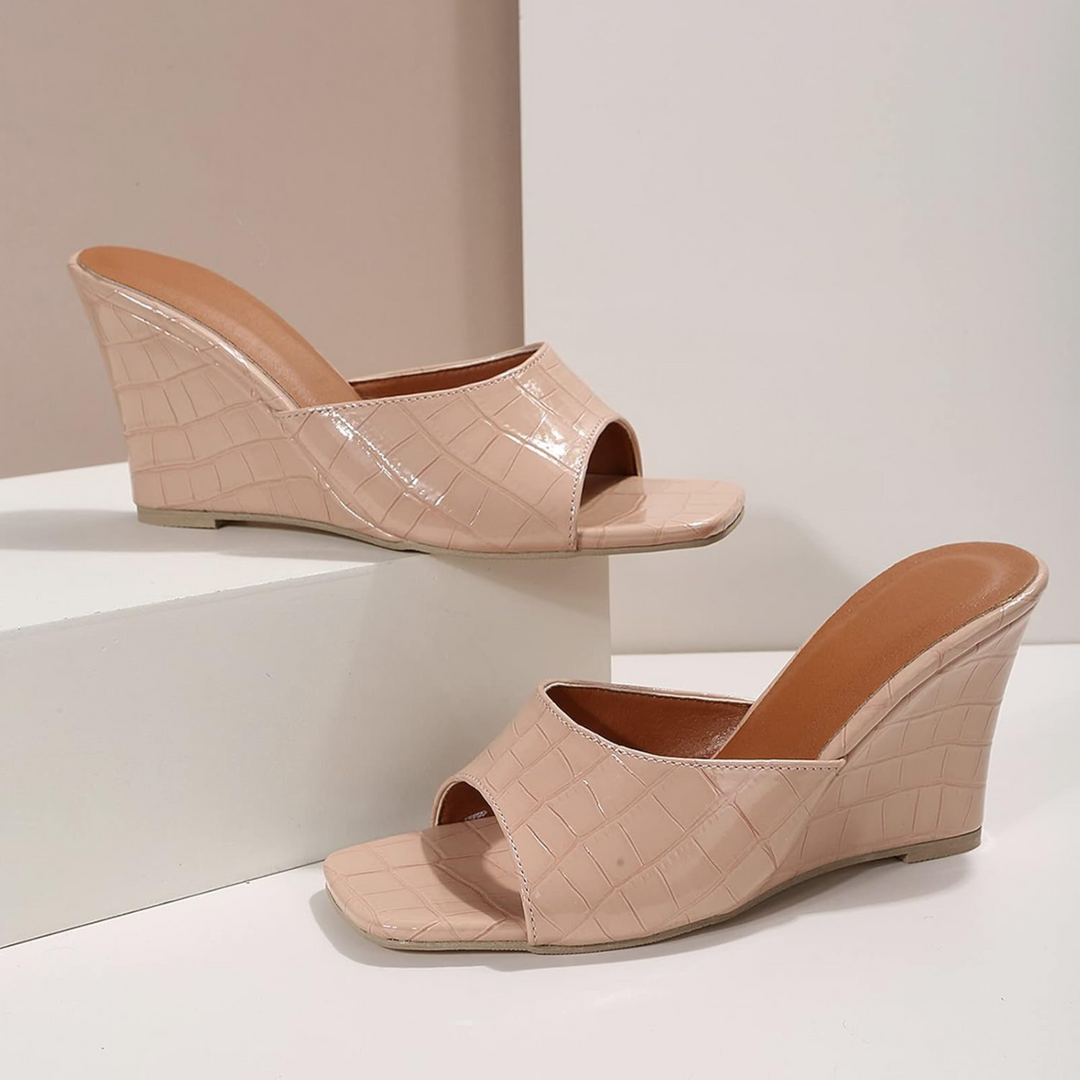 Naia | Women&