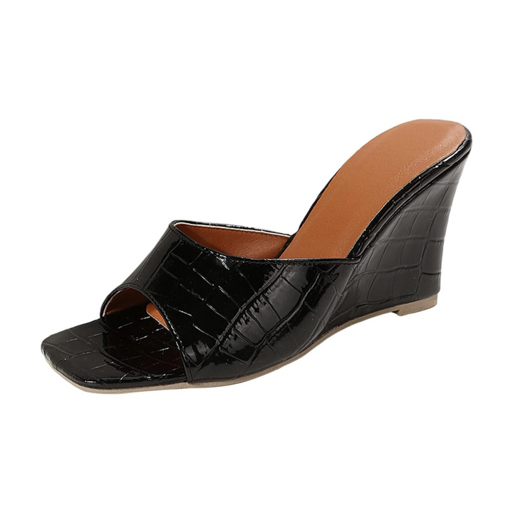 Naia | Women&