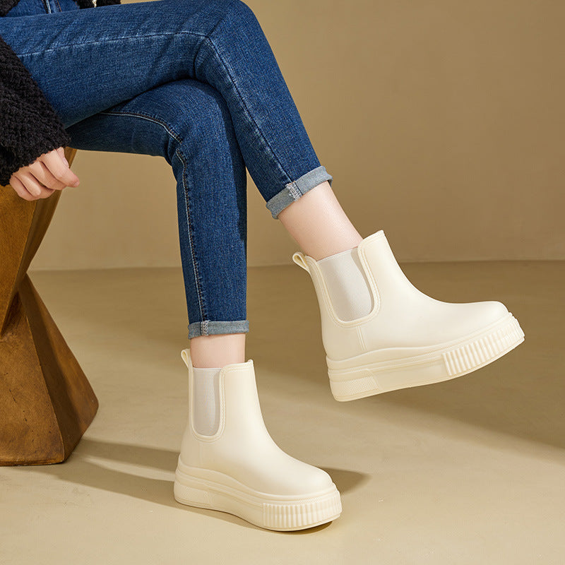 Naia | Women&