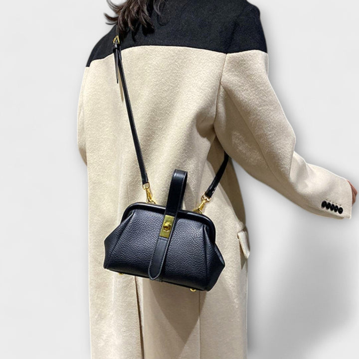 Orinthia | Women&