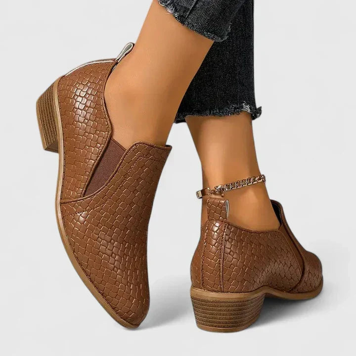 Ravona | Women's Chelsea Ankle Boots Woven Slip-On - Camel - Image 2