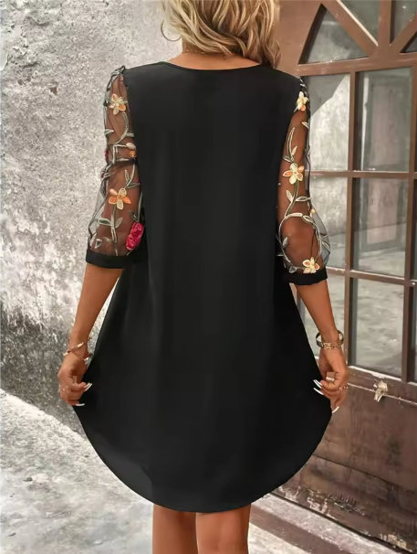 Rosabella | Women's Floral Keyhole Mini Dress - Black - Image 2