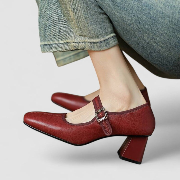Roxinia | Women&