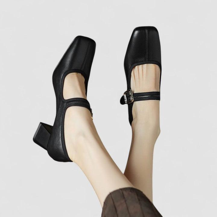 Roxinia | Women&