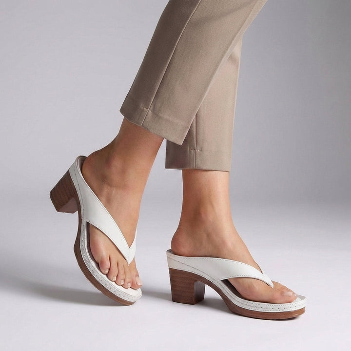 Thessaly

Wait, | Women&