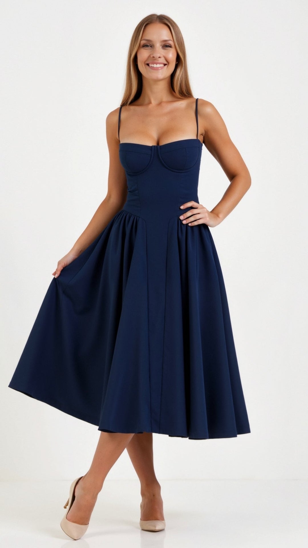 Thessamine | Women&