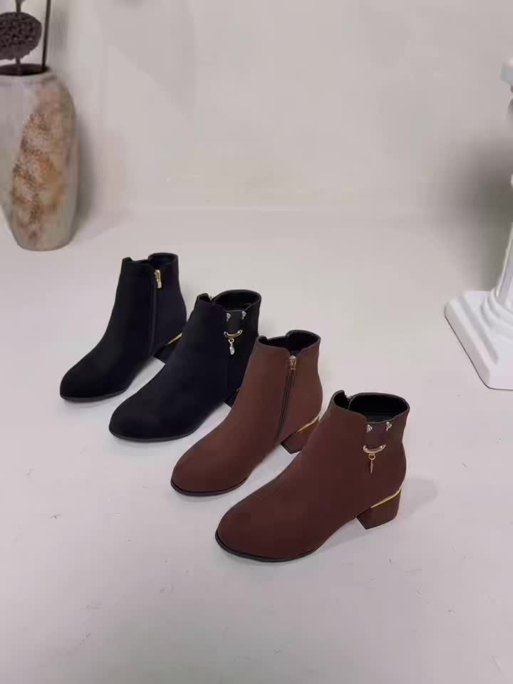 Veldaine | Women&